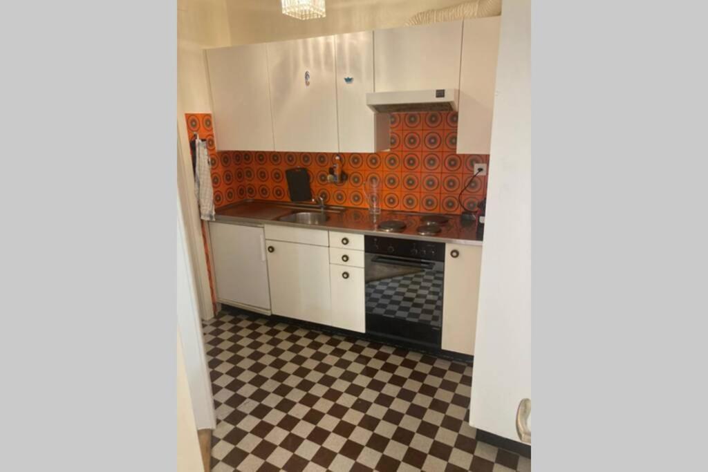 Appartement 2 Pieces Au Centre De Лозанна Экстерьер фото